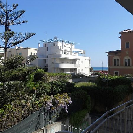 Hotel Le Vele Lido di Ostia Exterior foto