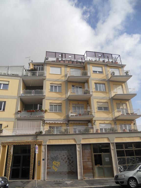 Hotel Le Vele Lido di Ostia Exterior foto